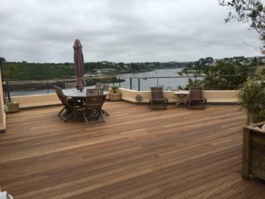 Terrasse-Ipe-Chantier-sur-Saint-Pabu-11-300x225