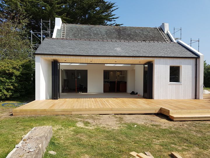 Terrasse en Robinier , profil bombé, réalisation 
…